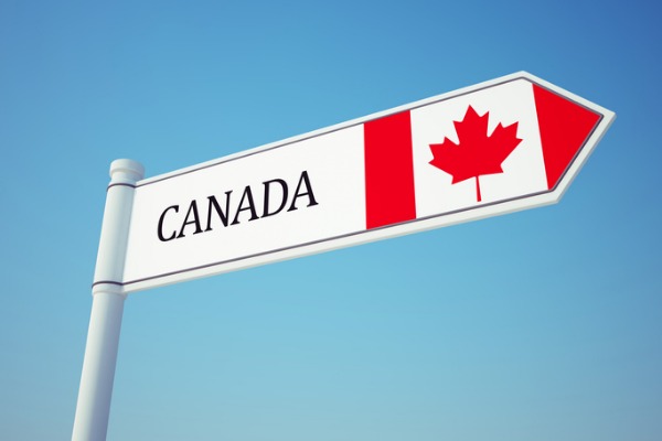 canada-flag-sign-picture-id514246737